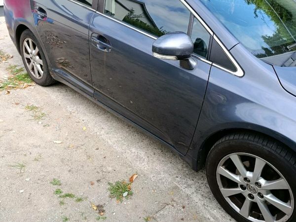 Toyota Avensis Estate, Diesel, 2009, Blue