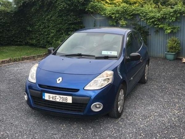 Renault Clio Hatchback, Petrol, 2011, Blue