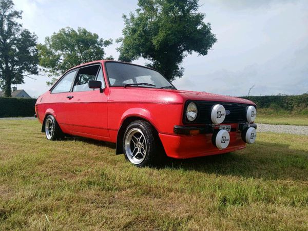 Ford Escort Saloon, Petrol, 1975, Red