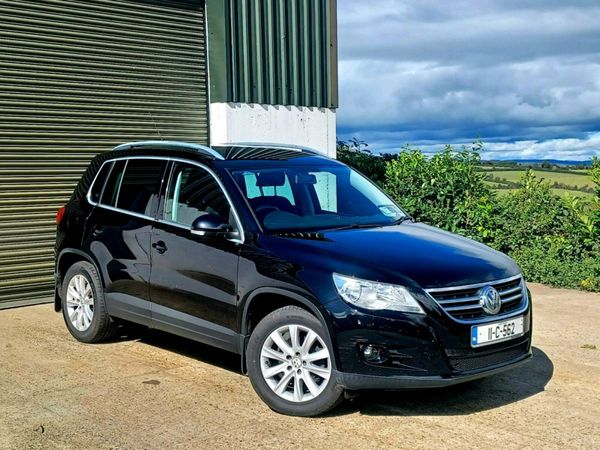 Volkswagen Tiguan SUV, Diesel, 2011, Black