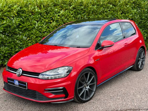 Volkswagen Golf Hatchback, Petrol, 2019, Red
