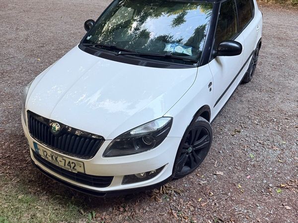 Skoda Fabia Hatchback, Diesel, 2012, White