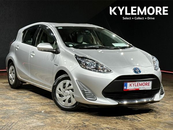 Toyota Aqua Hatchback, Petrol Hybrid, 2020, Silver