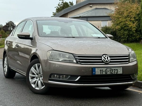 Volkswagen Passat Saloon, Diesel, 2011, Brown