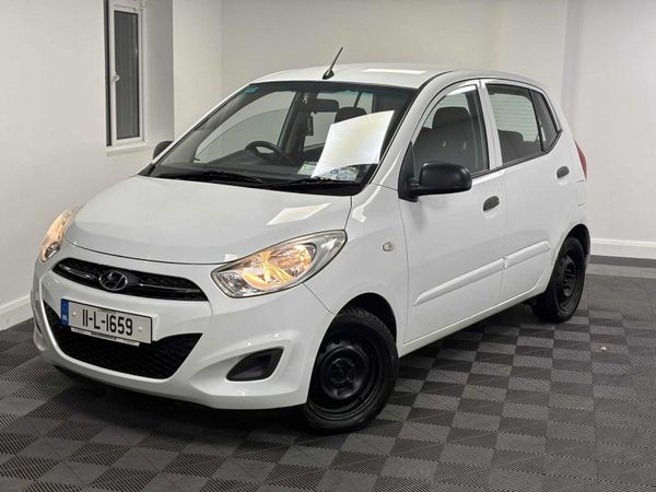 Hyundai i10 Hatchback, Petrol, 2011, White