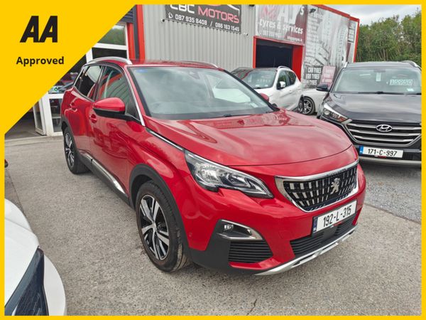 Peugeot 3008 MPV, Petrol, 2019, Red