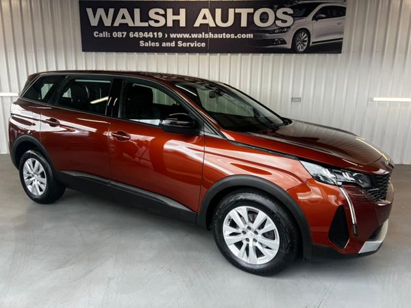 Peugeot 3008 MPV, Petrol, 2022, Bronze