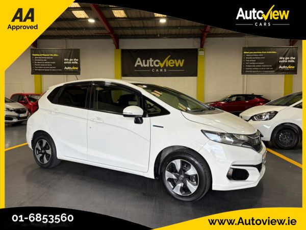 Honda Fit Hatchback, Petrol Hybrid, 2018, White