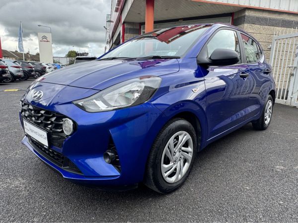 Hyundai i10 Hatchback, Petrol, 2022, Blue