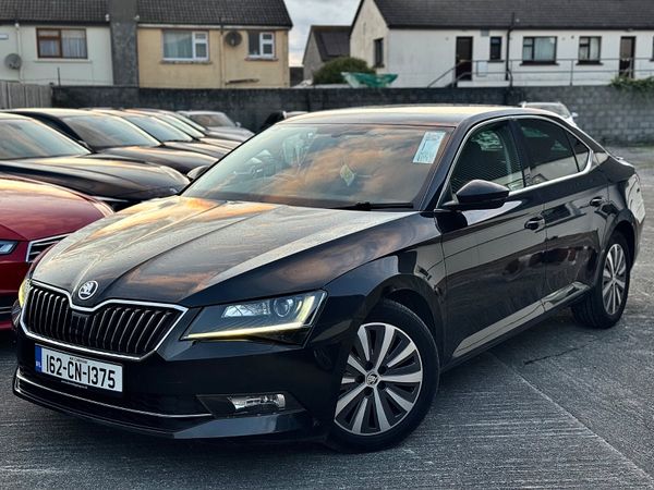 Skoda Superb Hatchback, Diesel, 2016, Black