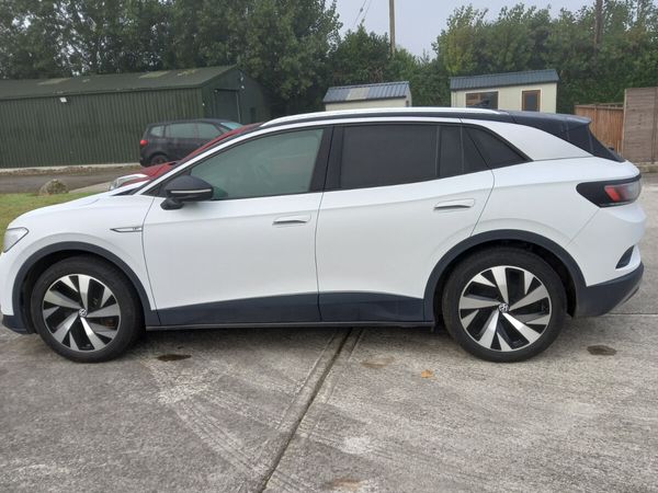 Volkswagen ID.4 Estate, Electric, 2021, White