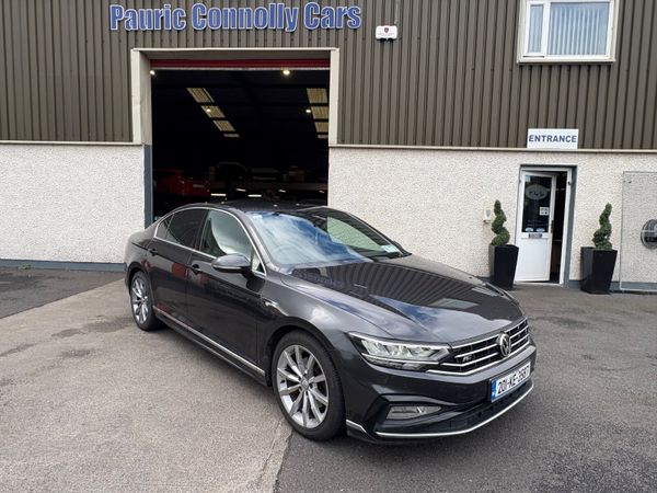 Volkswagen Passat Saloon, Diesel, 2020, Grey