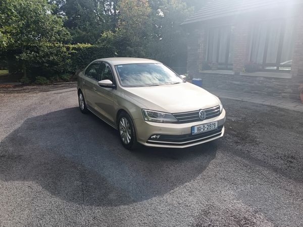 Volkswagen Jetta Saloon, Diesel, 2016, Silver