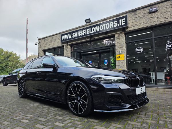 BMW 5-Series Estate, Petrol Hybrid, 2022, Black