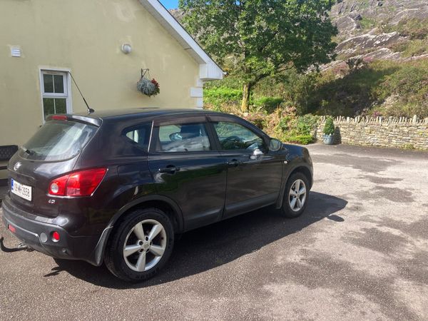 Nissan Qashqai Hatchback, Diesel, 2009, Black