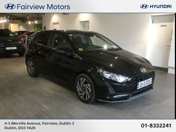 Hyundai i20 Hatchback, Petrol, 2025, Black