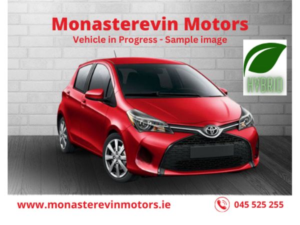 Toyota Yaris MPV, Petrol Hybrid, 2018, Red