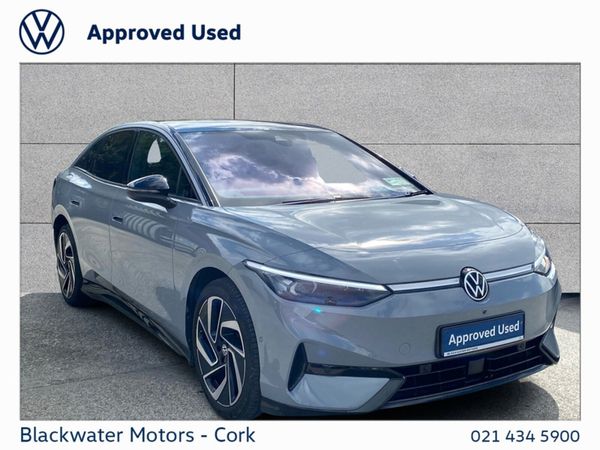 Volkswagen ID.7 Hatchback, Electric, 2024, Black