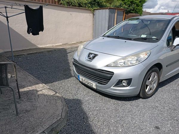 Peugeot 207 Hatchback, Diesel, 2010, Grey