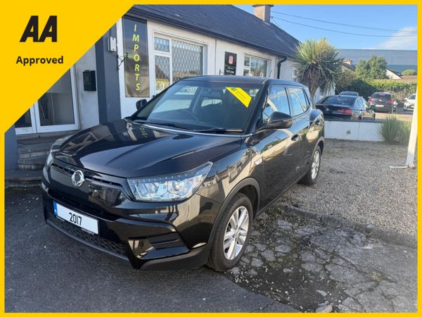 SsangYong Tivoli Hatchback, Petrol, 2017, Black