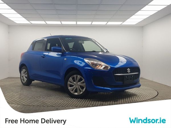 Suzuki Swift Hatchback, Petrol, 2022, Blue