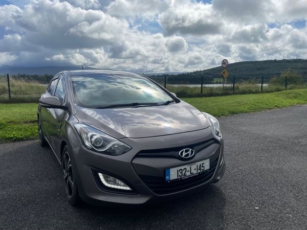 Hyundai i30 Hatchback, Diesel, 2013, Bronze