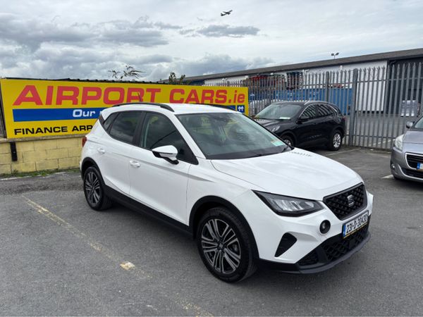 SEAT Arona Hatchback, Petrol, 2023, White
