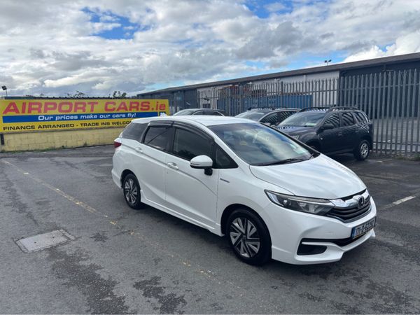 Honda Shuttle MPV, Petrol Hybrid, 2017, White