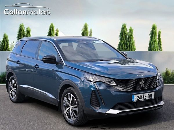 Peugeot 5008 MPV, Diesel, 2024, Blue