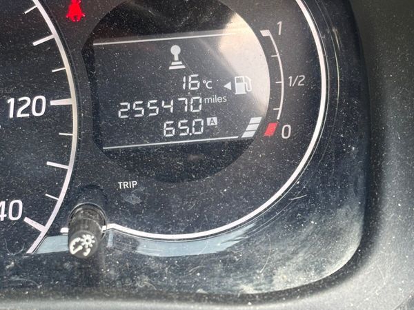 Nissan Note Hatchback, Diesel, 2014, White