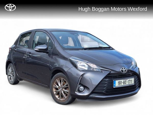 Toyota Yaris Hatchback, Petrol, 2019, Grey