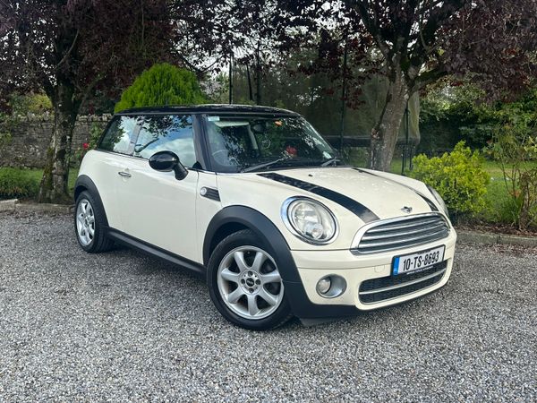Mini Cooper Hatchback, Diesel, 2010, White