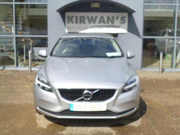 Volvo V40 Hatchback, Diesel, 2017, Grey