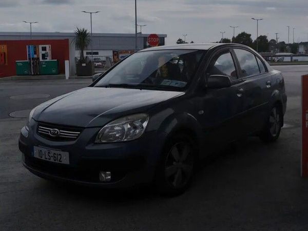 Kia Rio Saloon, Diesel, 2010, Grey