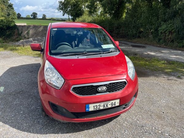 Kia Venga MPV, Diesel, 2013, Red