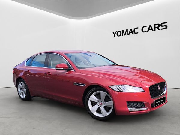 Jaguar XF Saloon, Diesel, 2016, Red