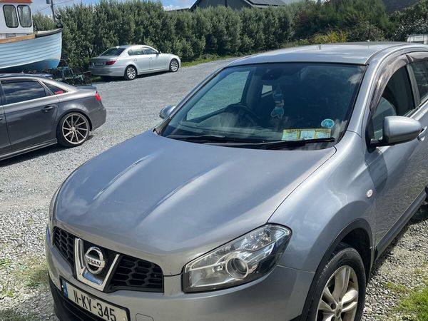 Nissan Qashqai Hatchback, Diesel, 2011, Blue