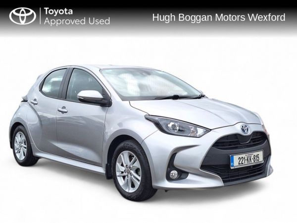 Toyota Yaris Hatchback, Petrol Hybrid, 2022, Grey