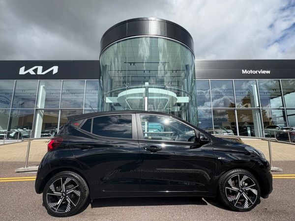 Hyundai i10 Hatchback, Petrol, 2024, Black