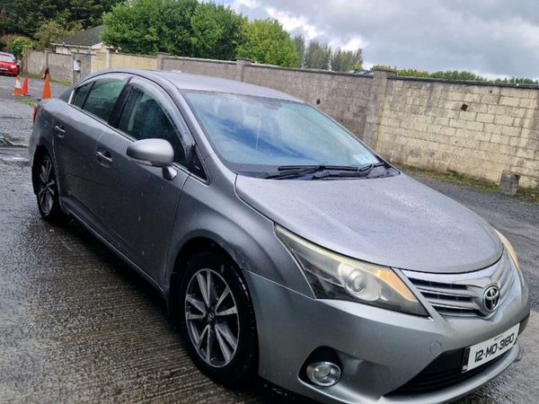 Toyota Avensis Saloon, Diesel, 2012, Grey