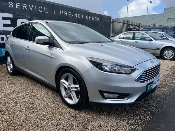 Ford Focus Hatchback, Diesel, 2015, Silver