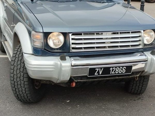 Mitsubishi Pajero SUV, Diesel, 1992, Blue