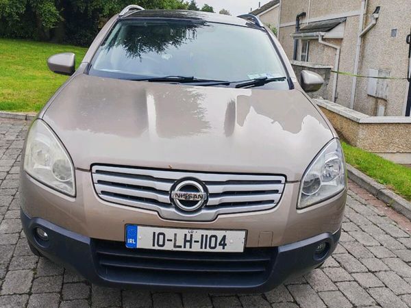 Nissan Qashqai+2 Hatchback, Diesel, 2010, Brown