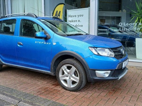 Dacia Sandero Stepway Hatchback, Diesel, 2015, Blue