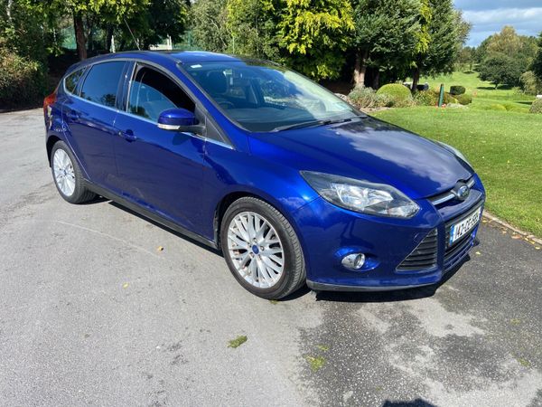 Ford Focus Hatchback, Petrol, 2014, Blue