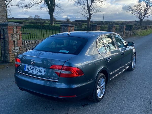 Skoda Superb Saloon, Diesel, 2014, Grey