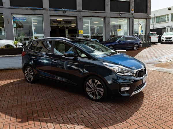 Kia Carens MPV, Diesel, 2018, Blue