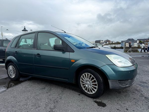 Ford Fiesta Hatchback, Petrol, 2003, Green