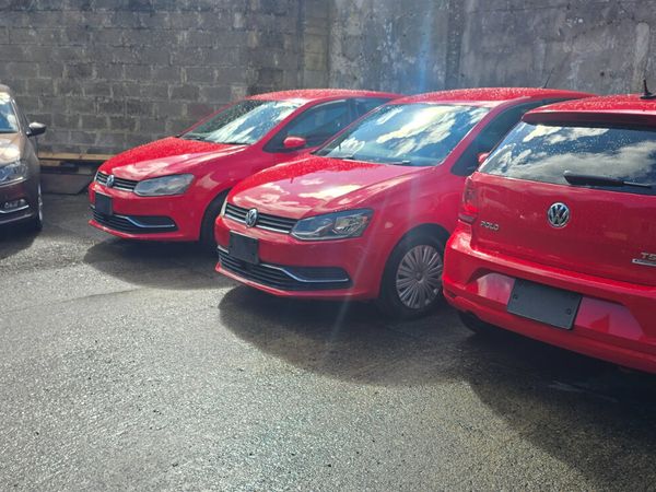 Volkswagen Polo Hatchback, Petrol, 2016, Red