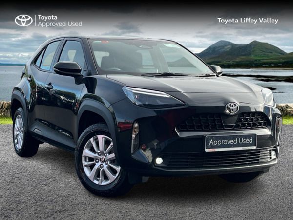 Toyota Yaris Cross Hatchback, Petrol Hybrid, 2025, Black